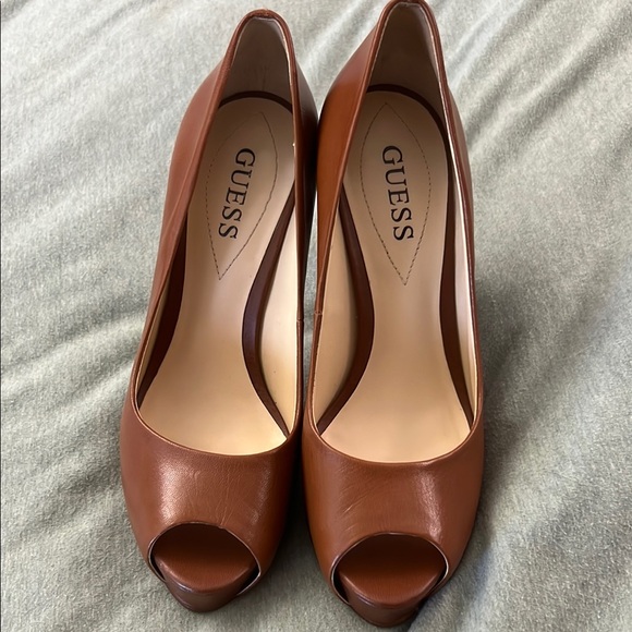 Guess Women's Brown Peep Toe Heels - Picture 2 of 6